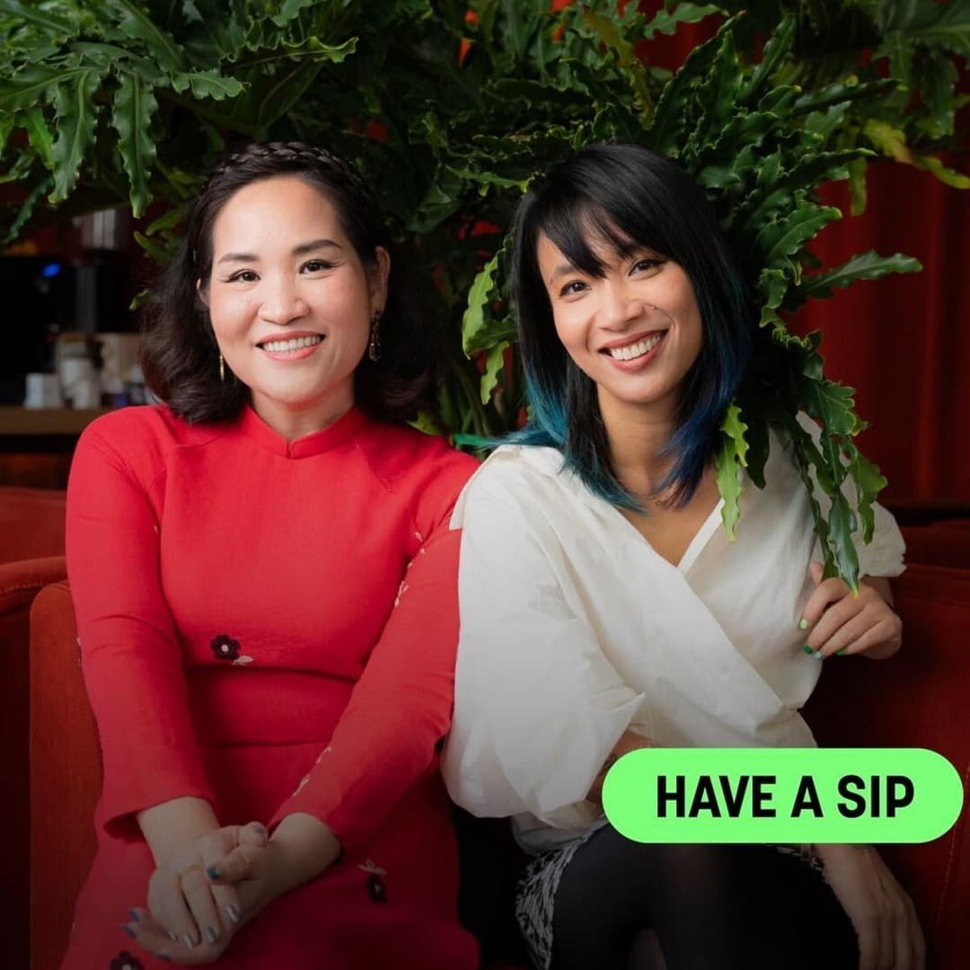 Tô Nhi A: Instead of arguing about someone's gender, let's talk about their humanity.